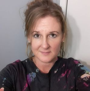 Meet your Posher, Monica